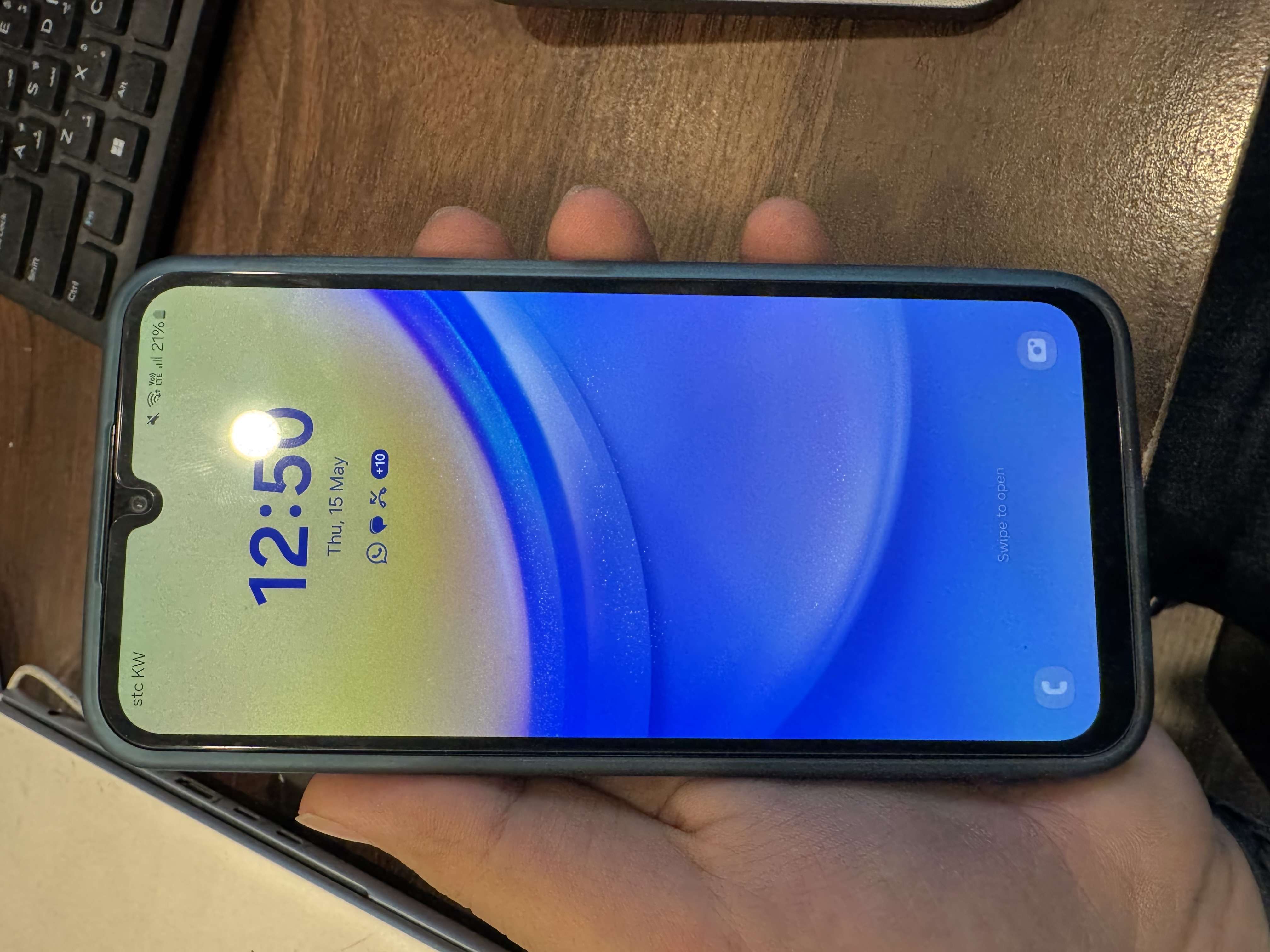 هاتف android للبيع مستعمل