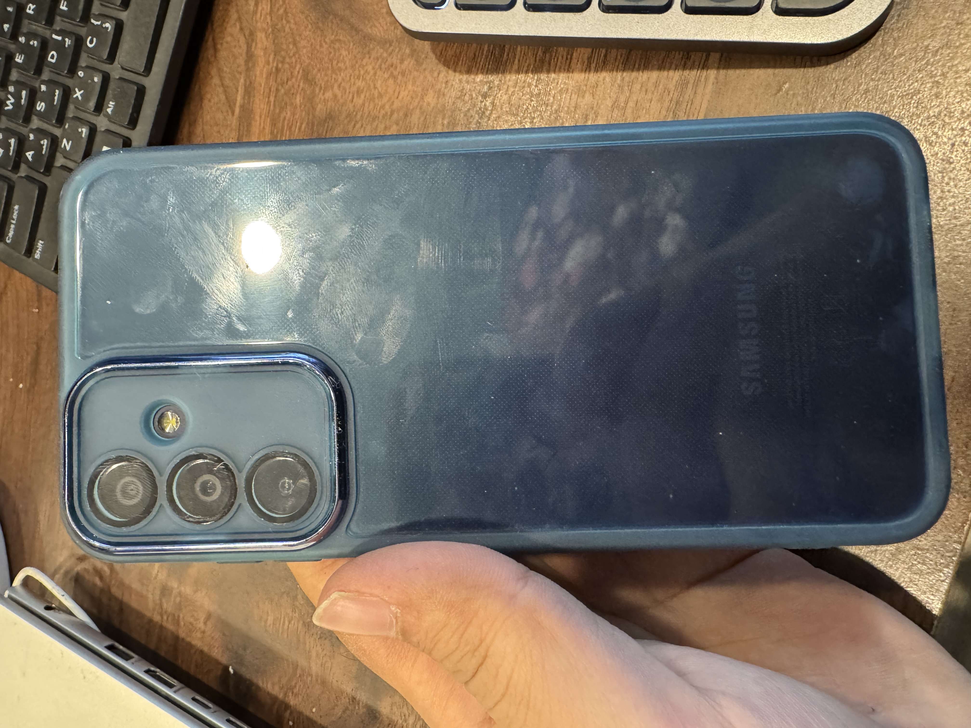 هاتف android للبيع مستعمل