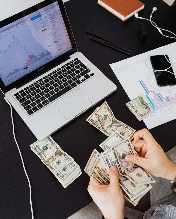 عمل حر من الهاتف